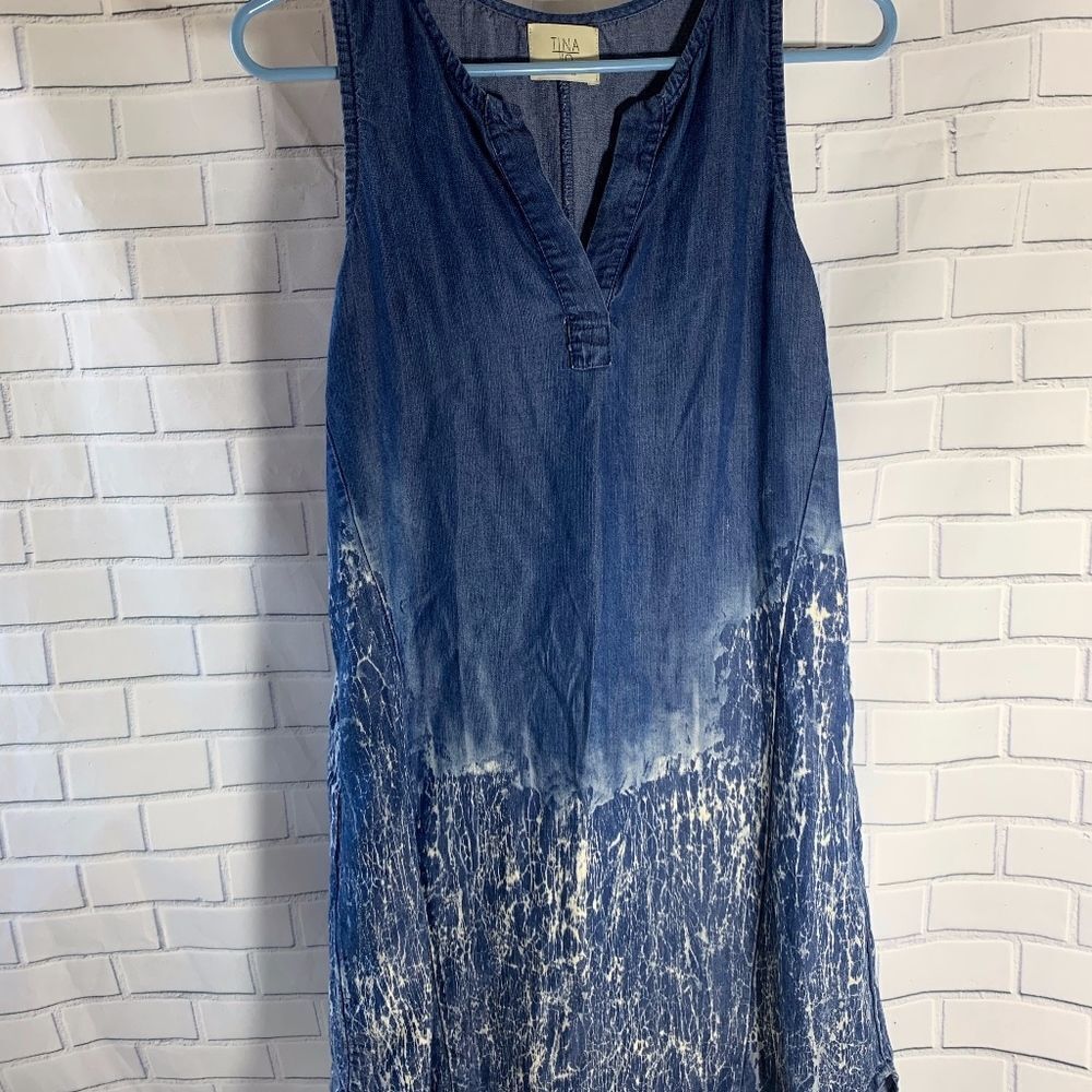 Tina + Jo Blue Denim Print Shift Dress Size XS